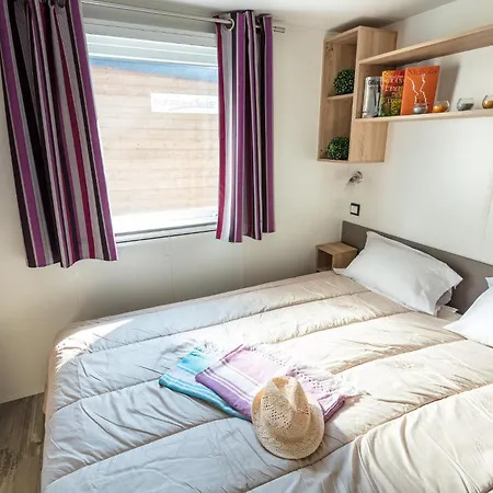 Campsite Eurocamp Mobilhomes At Brioni Sunny *