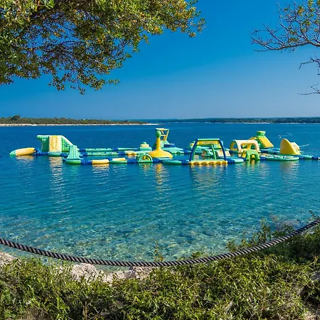 Eurocamp Mobilhomes At Brioni Sunny Camping *