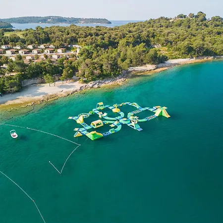 Eurocamp Mobilhomes At Brioni Sunny Campingplatz *